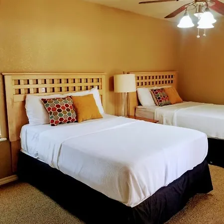 Close To Strip, Very Private, Gated, Huge Floorplan, Wifi, Washer&Dryer